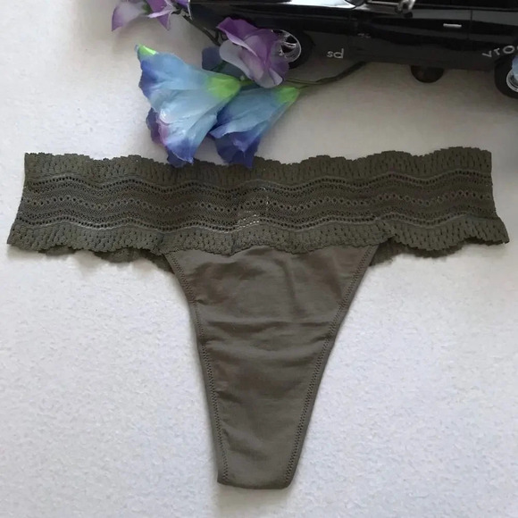 Cosabella and Inc International Concepts NWT Thongs Bundle Women L - Picture 2 of 11